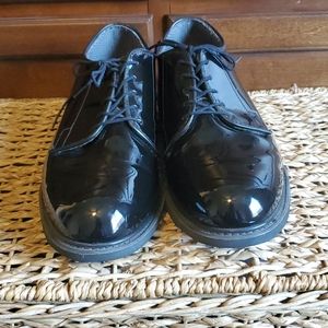 Bates high gloss dress oxford